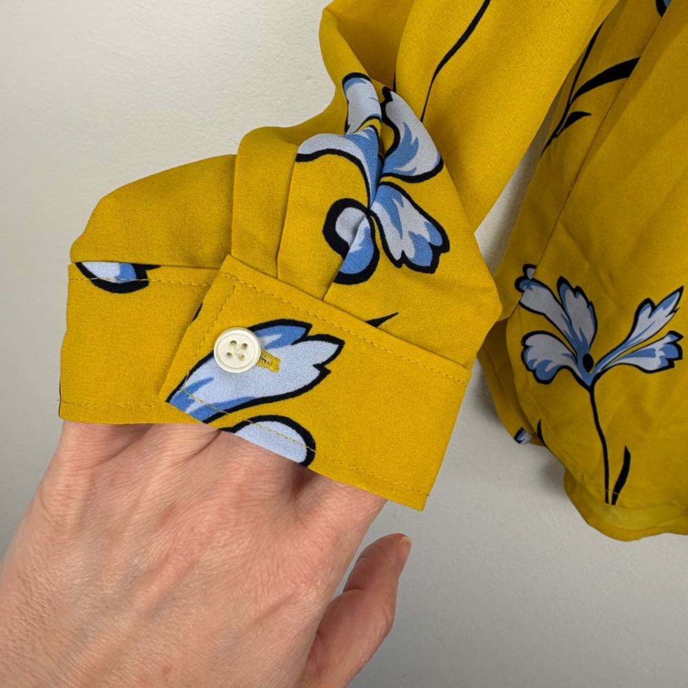 LOFT Yellow Floral Boatneck Blouse size Medium Petite business casual office - Picture 3 of 13